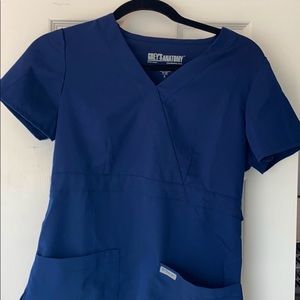 Grey’s Anatomy navy scrub top